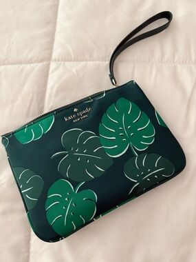 kate spade Dark Green & Emerald Leaf Print Wristlet
